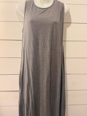 Suzanne Betro Sleeveless Maxi Dress in Grey With POCKETS!